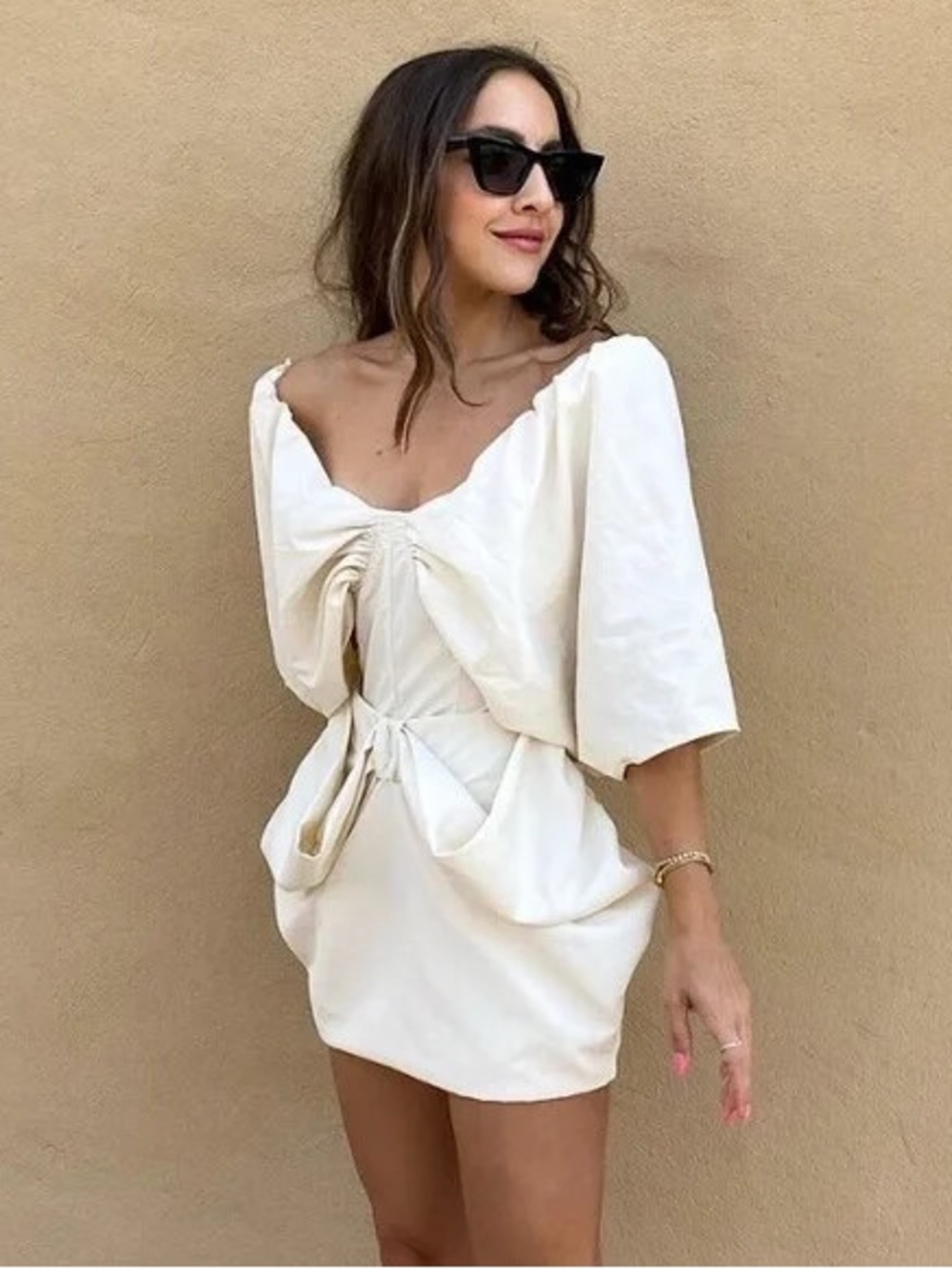 NWT Zara Voluminous Bow Drapped Mini Skirt in white. Size Medium